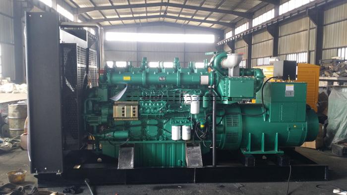 800KW Guangxi Yuchai diesel generator