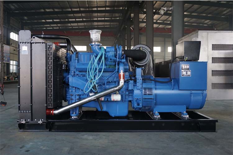 250KW玉柴柴油发电机组-YC6MK420L-D20