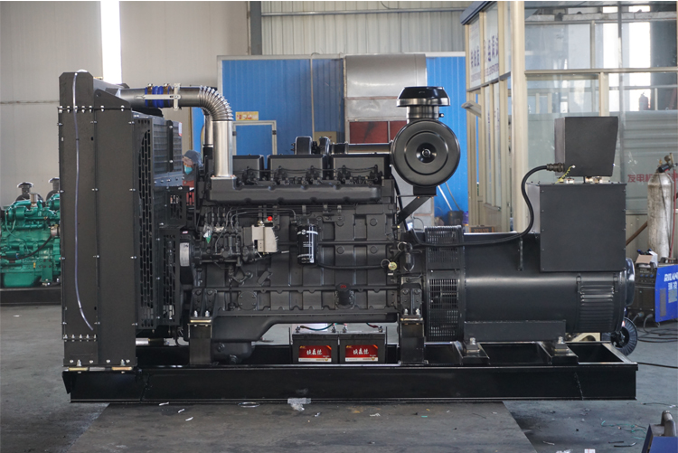 200KW申动柴油发电机组-SD13G355D2